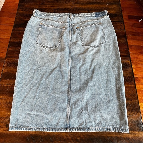 Abercrombie & Fitch High Riee Denim Midi Skirt Size 34P - Picture 4 of 4